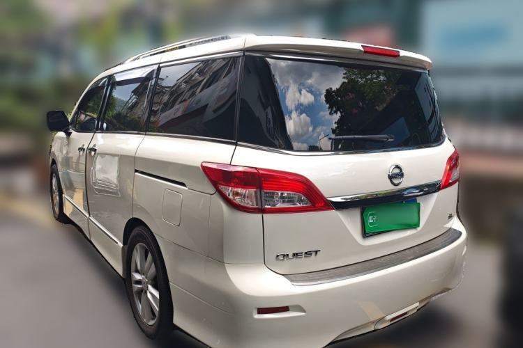 Used Nissan Quest 2015 3.5L SL Rear Left 45 Deg