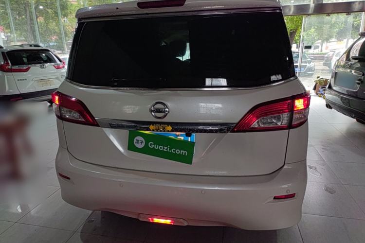 Used Nissan Quest 2015 3.5L SL Rear