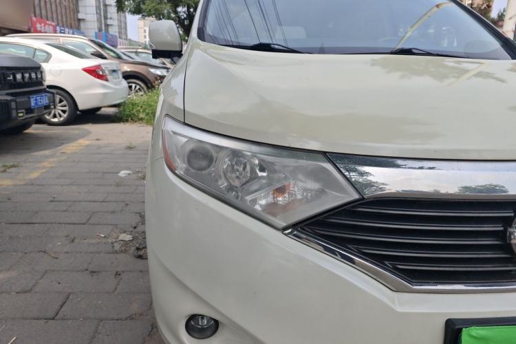 Used Nissan Quest 2015 3.5L SL Right Front Headlight
