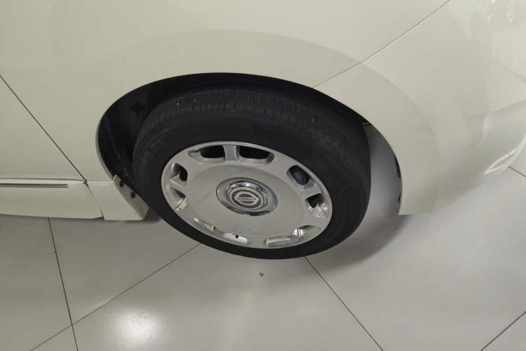 Used Nissan Quest 2015 3.5L SL Right Front Wheel Hub