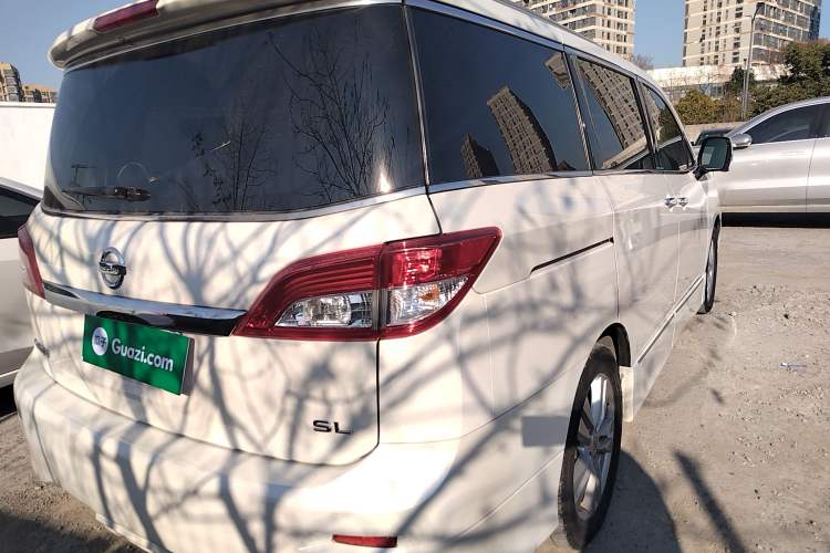 Used Nissan Quest 2015 3.5L SL Right Rear Taillight