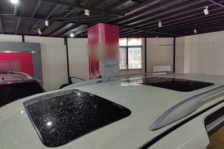Used Nissan Quest 2015 3.5L SL Roof
