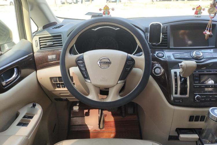 Used Nissan Quest 2015 3.5L SL Steering Wheel