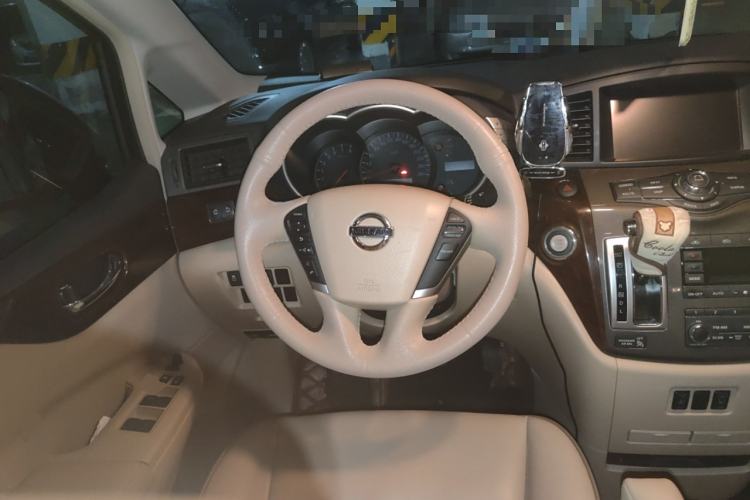 Used Nissan Quest 2015 3.5L SL Steering Wheel