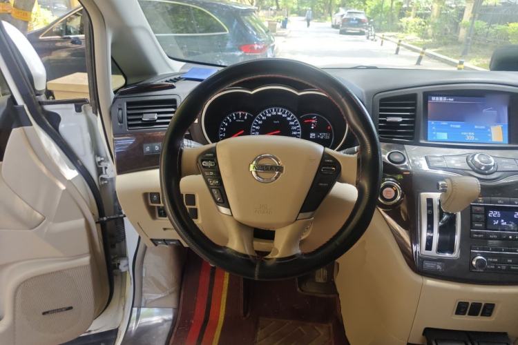 Used Nissan Quest 2015 3.5L SL Steering Wheel