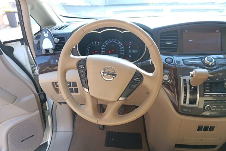 Used Nissan Quest 2015 3.5L SL Steering Wheel