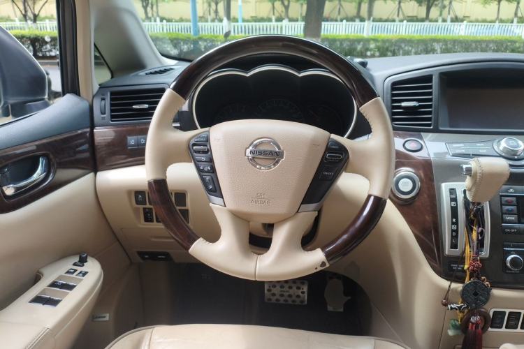 Used Nissan Quest 2015 3.5L SL Steering Wheel