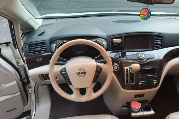 Used Nissan Quest 2015 3.5L SL Steering Wheel