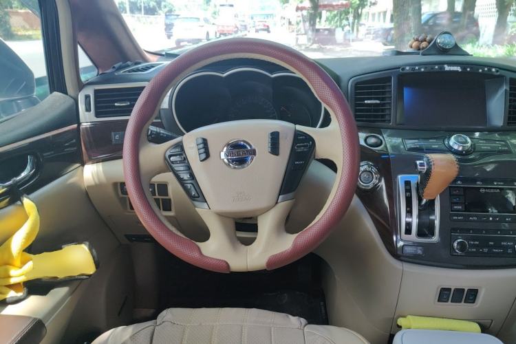 Used Nissan Quest 2015 3.5L SL Steering Wheel