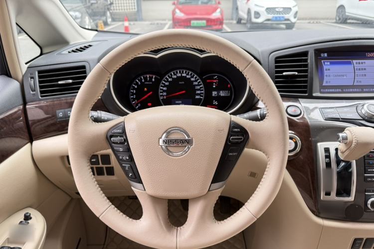 Used Nissan Quest 2015 3.5L SL Steering Wheel