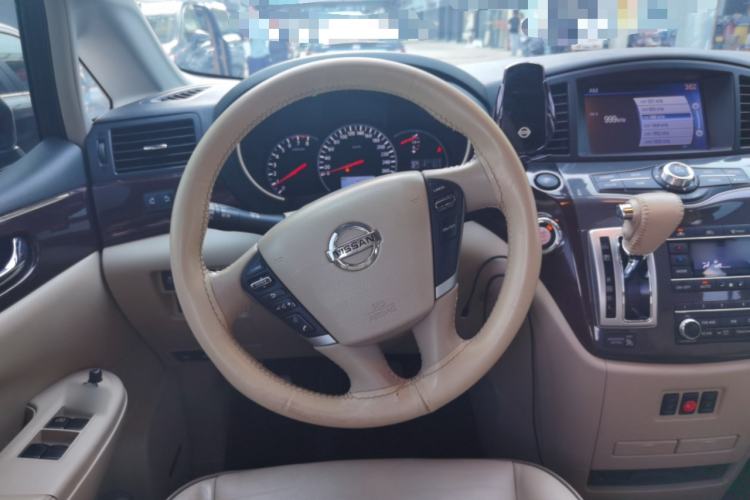 Used Nissan Quest 2015 3.5L SL Steering Wheel