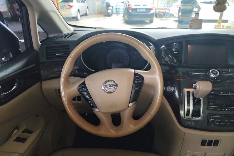 Used Nissan Quest 2015 3.5L SL Steering Wheel