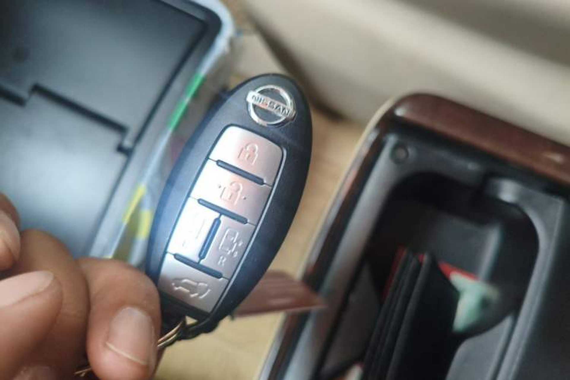 Used Nissan Quest 2015 3.5L SL Vehicle Key