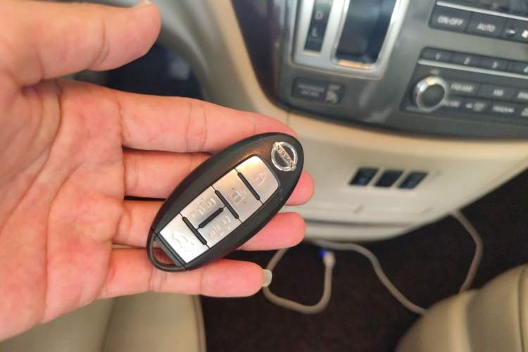 Used Nissan Quest 2015 3.5L SL Vehicle Key