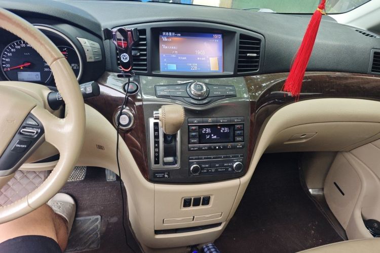 Used Nissan Quest  Audio And AC Panel