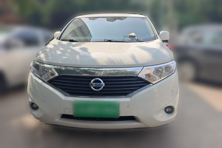 Used Nissan Quest  Front
