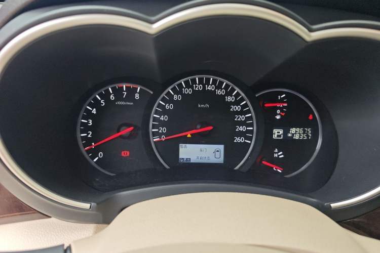 Used Nissan Quest  Instrument Cluster