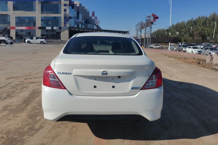 Used Nissan Sunny 2015 1.5XE CVT Comfort Edition Exterior 4