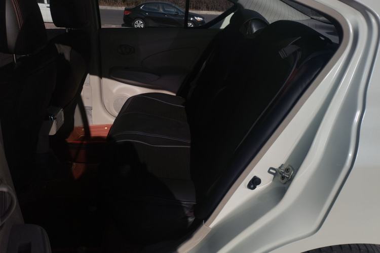 Used Nissan Sunny 2015 1.5XE CVT Comfort Edition Interior 1