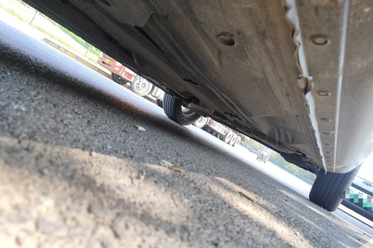 Used Nissan Sunny 2011 1.5XL Manual Deluxe Edition Chassis Front Left