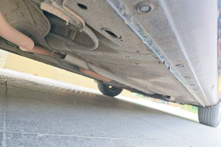 Used Nissan Sunny 2011 1.5XE Manual Comfort Edition Chassis Rear Right