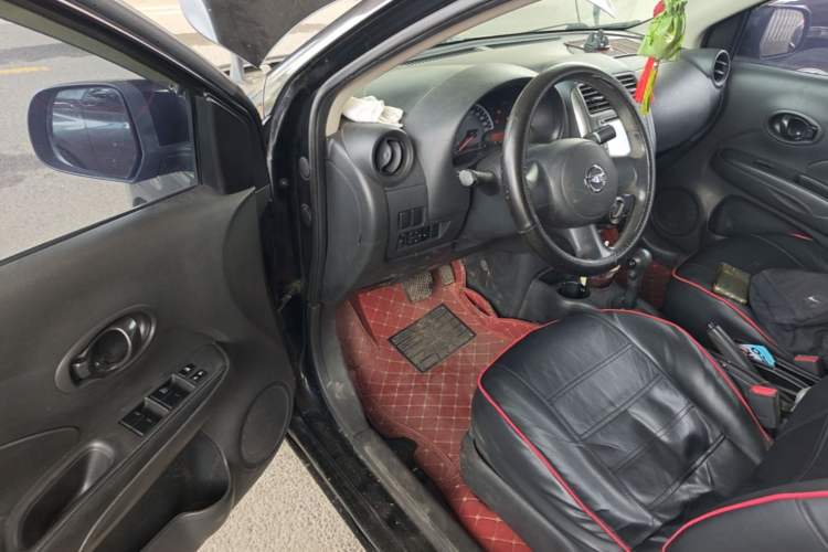 Used Nissan Sunny 2011 1.5XE CVT Comfort Edition Driver Seat