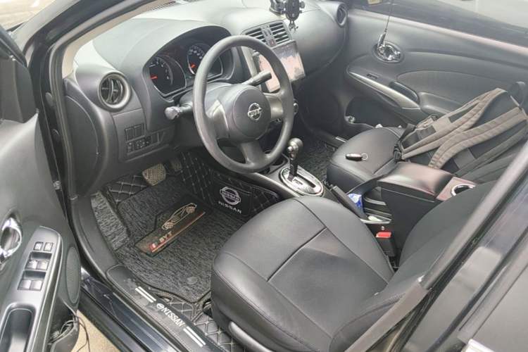 Used Nissan Sunny 2011 1.5XL CVT Luxury Edition Driver Seat