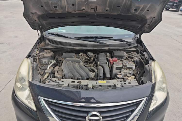 Used Nissan Sunny 2011 1.5XE CVT Comfort Edition Engine Bay