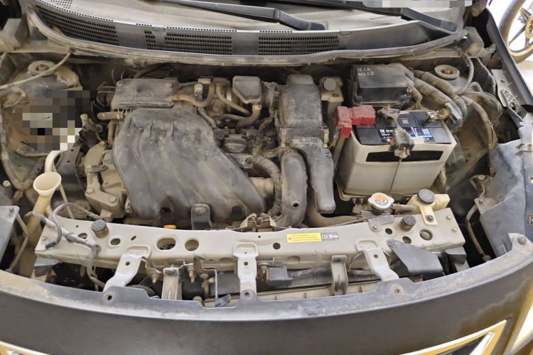 Used Nissan Sunny 2011 1.5XE Manual Comfort Edition Engine Bay