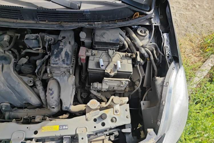 Used Nissan Sunny 2011 1.5XL CVT Luxury Edition Engine Bay Left