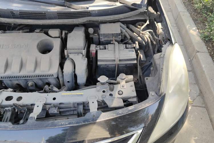 Used Nissan Sunny 2011 1.5XL Manual Deluxe Edition Engine Bay Left