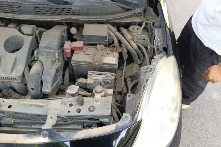 Used Nissan Sunny 2011 1.5XL CVT Luxury Edition Engine Bay Left