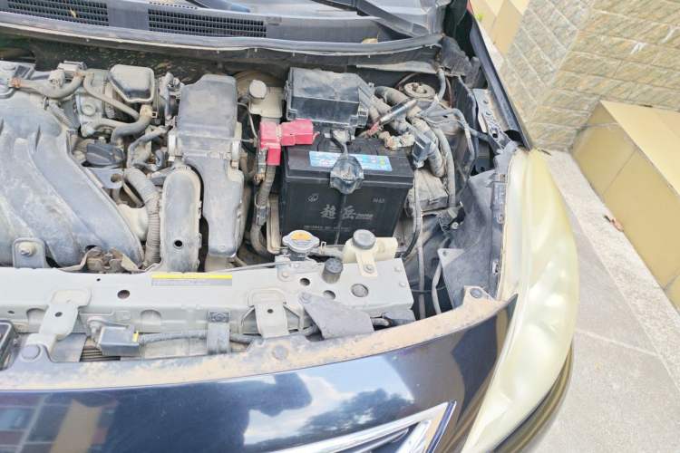 Used Nissan Sunny 2011 1.5XE Manual Comfort Edition Engine Bay Left