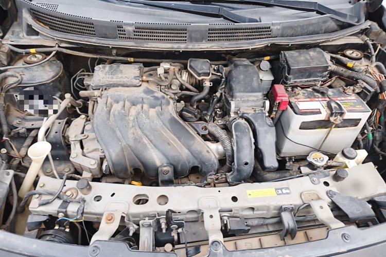 Used Nissan Sunny 2011 1.5XE Manual Comfort Edition Engine Bay