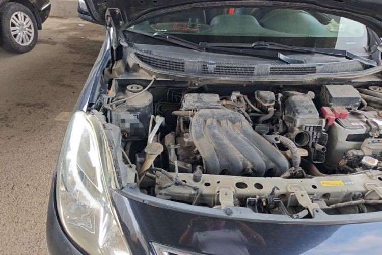 Used Nissan Sunny 2011 1.5XE CVT Comfort Edition Engine Bay Right