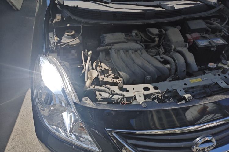 Used Nissan Sunny 2011 1.5XE Manual Comfort Edition Engine Bay Right