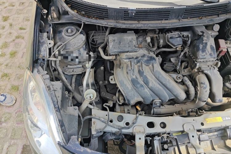 Used Nissan Sunny 2011 1.5XL CVT Luxury Edition Engine Bay Right