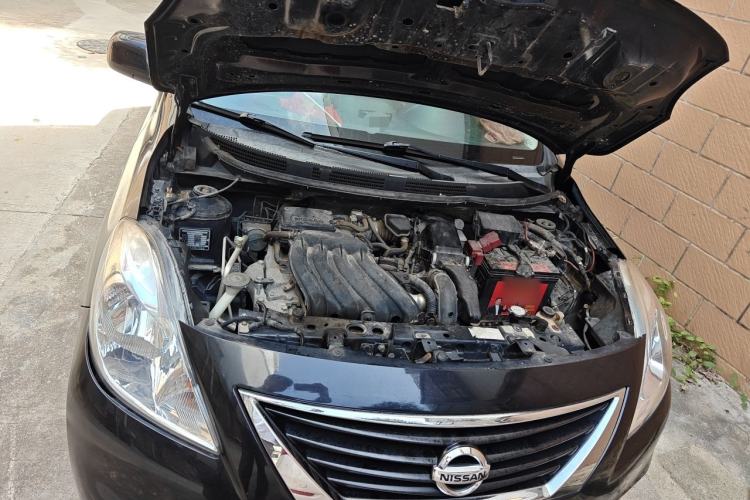 Used Nissan Sunny 2011 1.5XE Manual Comfort Edition Engine Bay