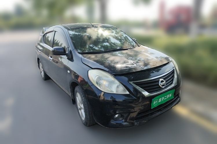 Used Nissan Sunny 2011 1.5XL Manual Deluxe Edition Front Right 45 Deg