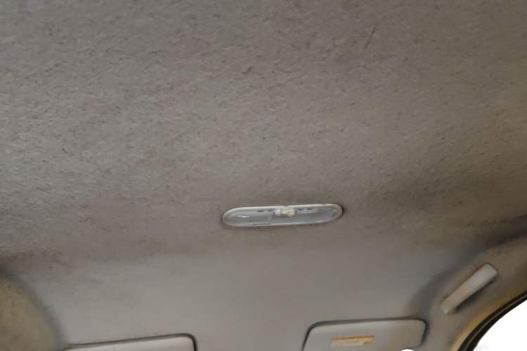 Used Nissan Sunny 2011 1.5XE Manual Comfort Edition Headliner