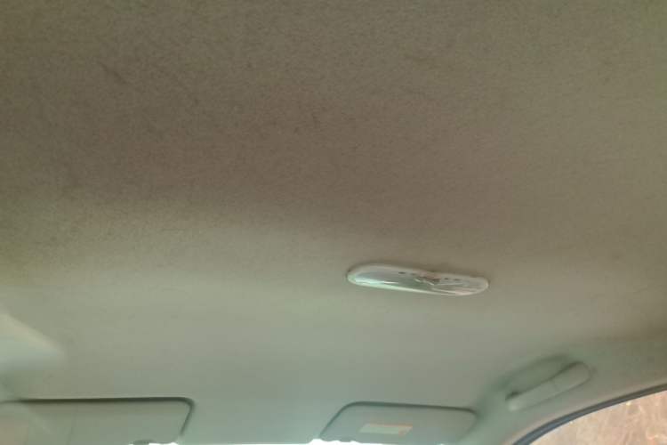 Used Nissan Sunny 2011 1.5XE Manual Comfort Edition Headliner