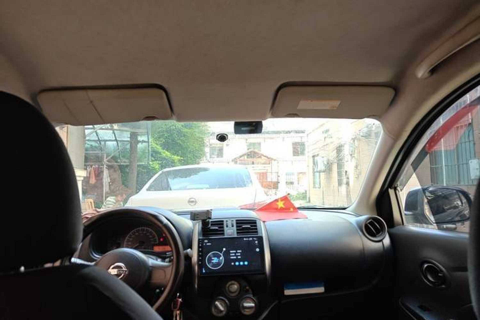 Used Nissan Sunny 2011 1.5XE Manual Comfort Edition Headliner