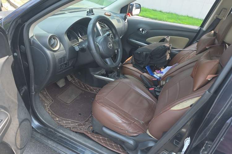 Used Nissan Sunny 2011 1.5XL CVT Luxury Edition Left Front Seat