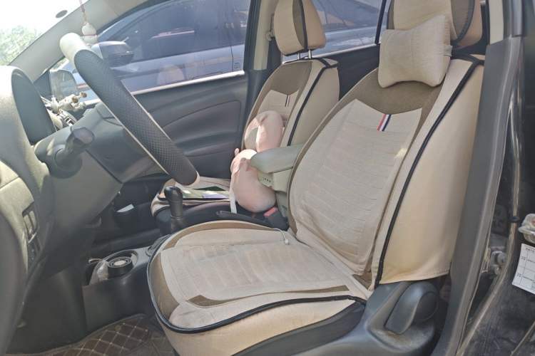 Used Nissan Sunny 2011 1.5XE Manual Comfort Edition Left Front Seat