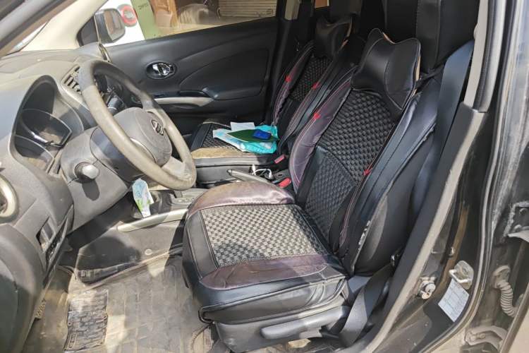 Used Nissan Sunny 2011 1.5XL CVT Luxury Edition Left Front Seat