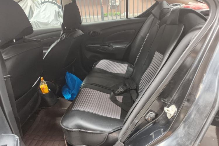 Used Nissan Sunny 2011 1.5XE Manual Comfort Edition Left Rear Seat