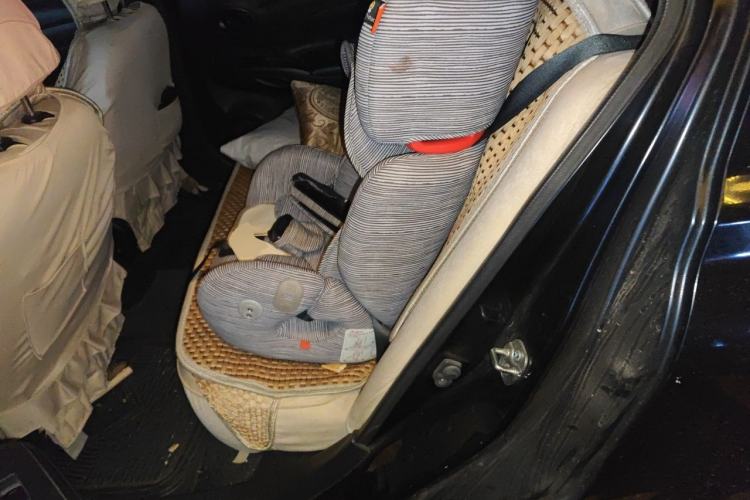 Used Nissan Sunny 2011 1.5XE CVT Comfort Edition Left Rear Seat