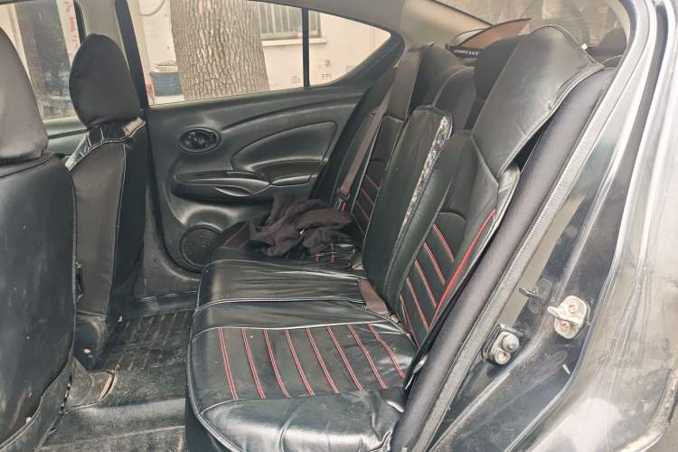 Used Nissan Sunny 2011 1.5XE Manual Comfort Edition Left Rear Seat