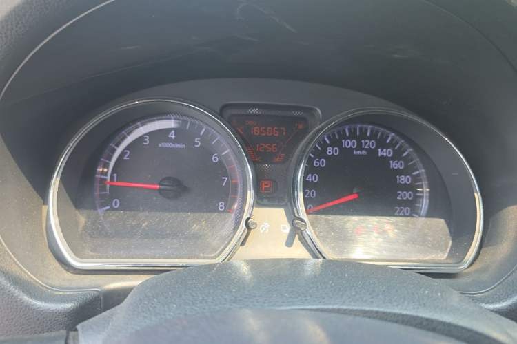 Used Nissan Sunny 2011 1.5XL CVT Luxury Edition Odometer Close Up