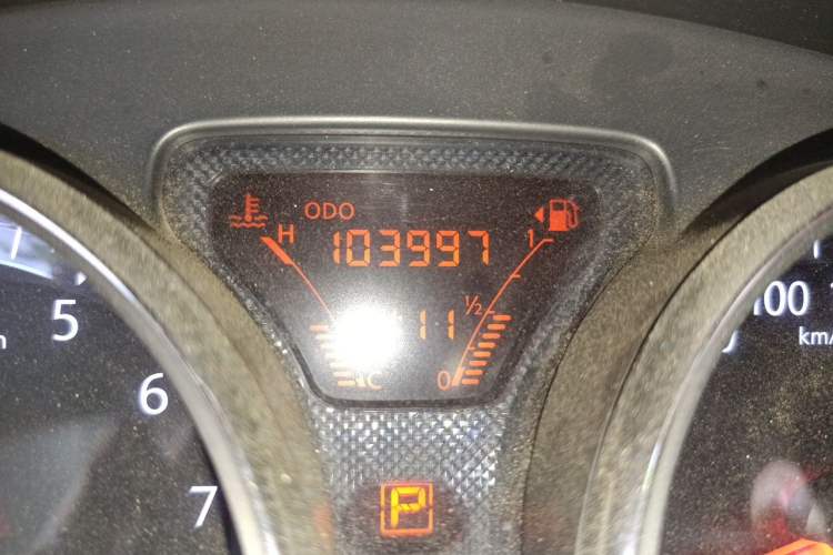 Used Nissan Sunny 2011 1.5XL CVT Luxury Edition Odometer Close Up